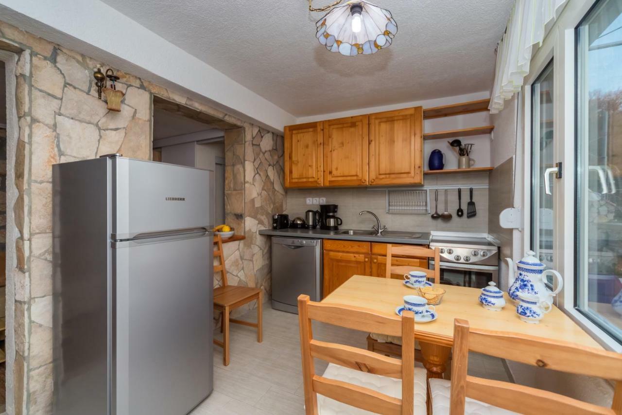 Apartments Mirian Petrovac Luaran gambar