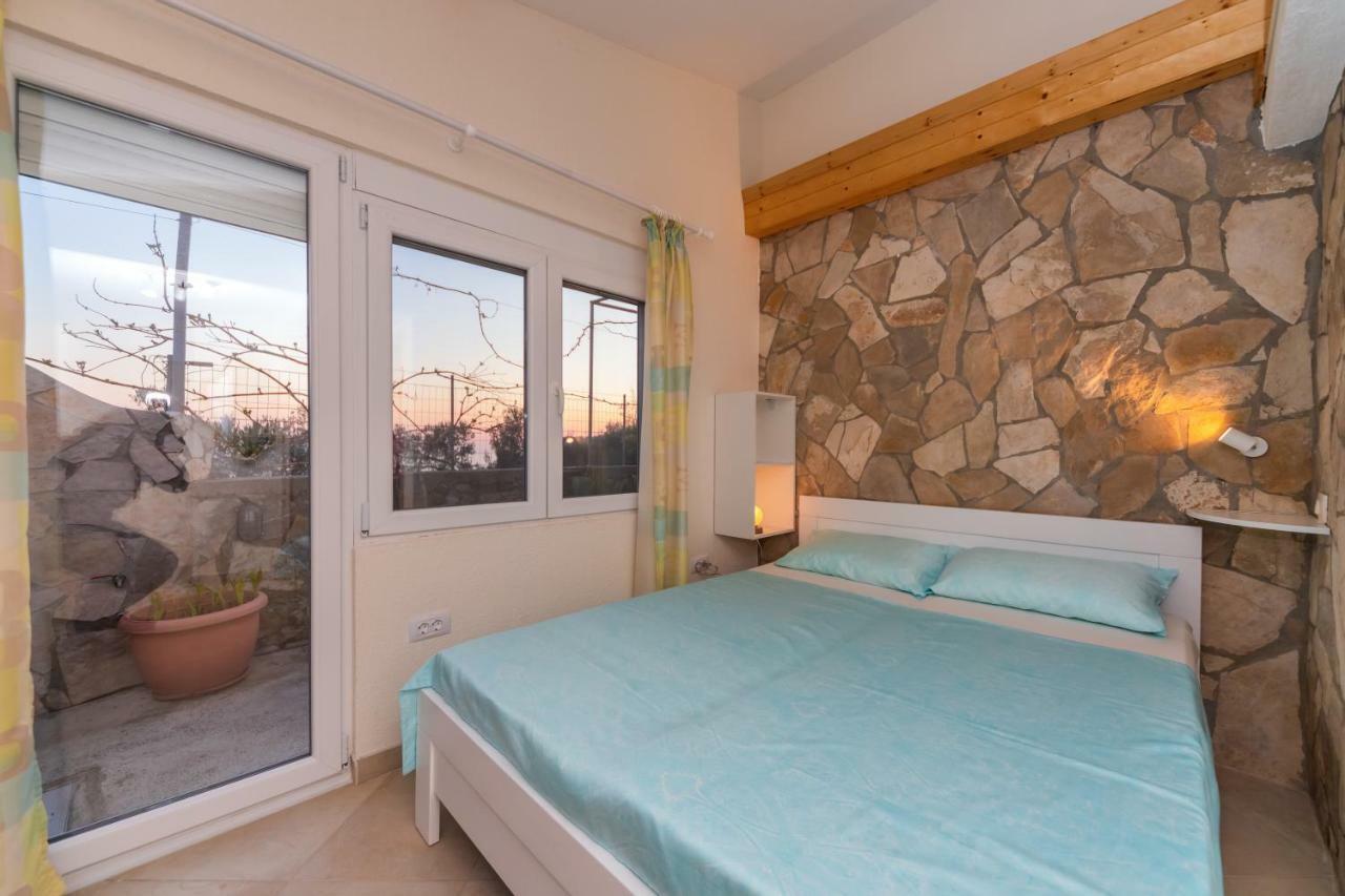 Apartments Mirian Petrovac Luaran gambar